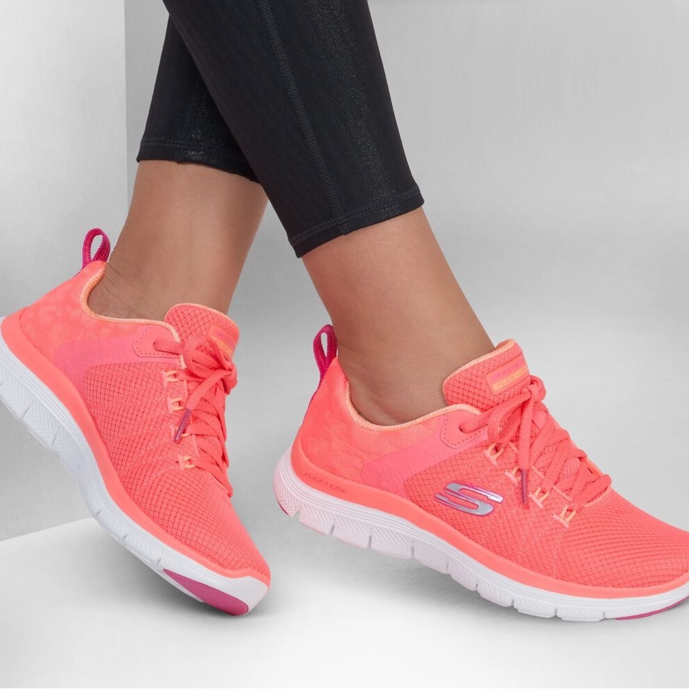 NWT Skechers Flex Appeal 4.0 - Elegant Ways Women’s size 11